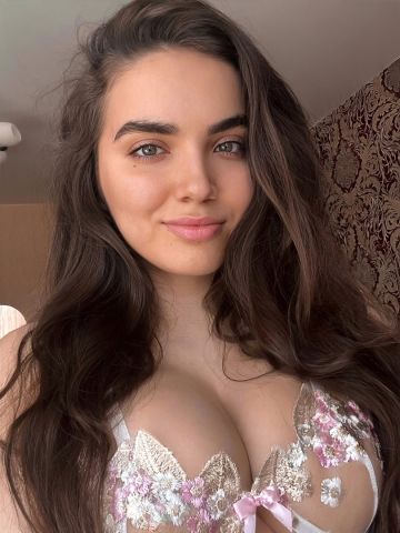 Полина